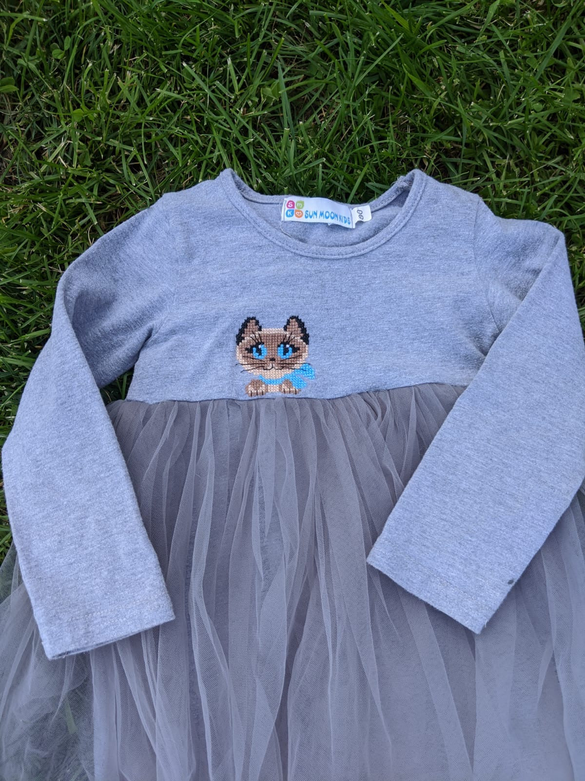 Sweet Kitty with bow